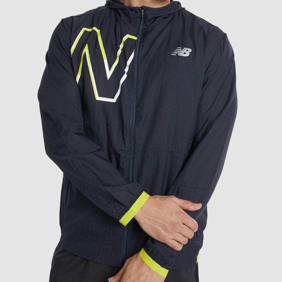 BRAND NEW men new balance printed impact run packable light jacket size XL - Picture 6 of 9